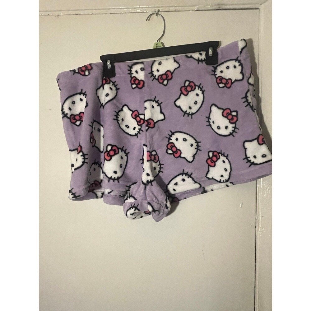 Hello Kitty Fuzzy Pajama Shorts XL